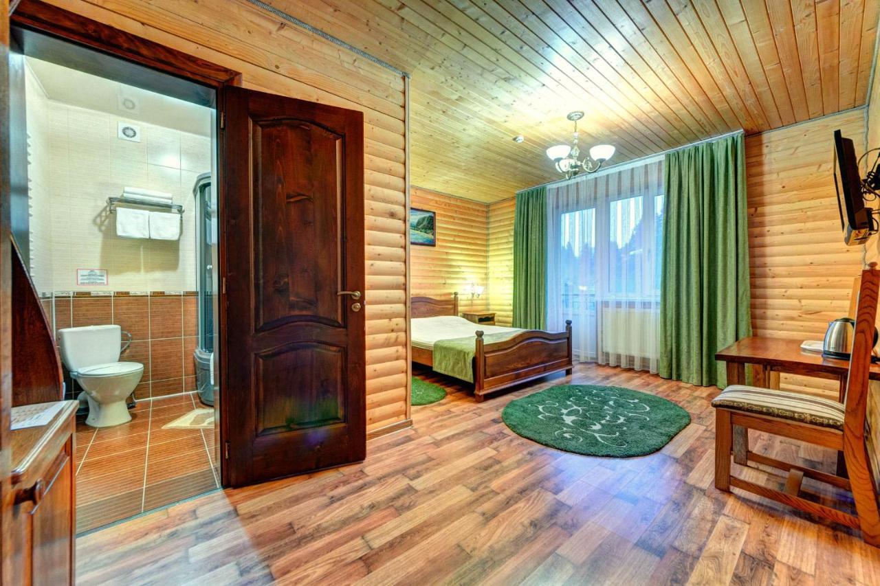 Milli & Jon Hotel บูโคเวล ภายนอก รูปภาพ