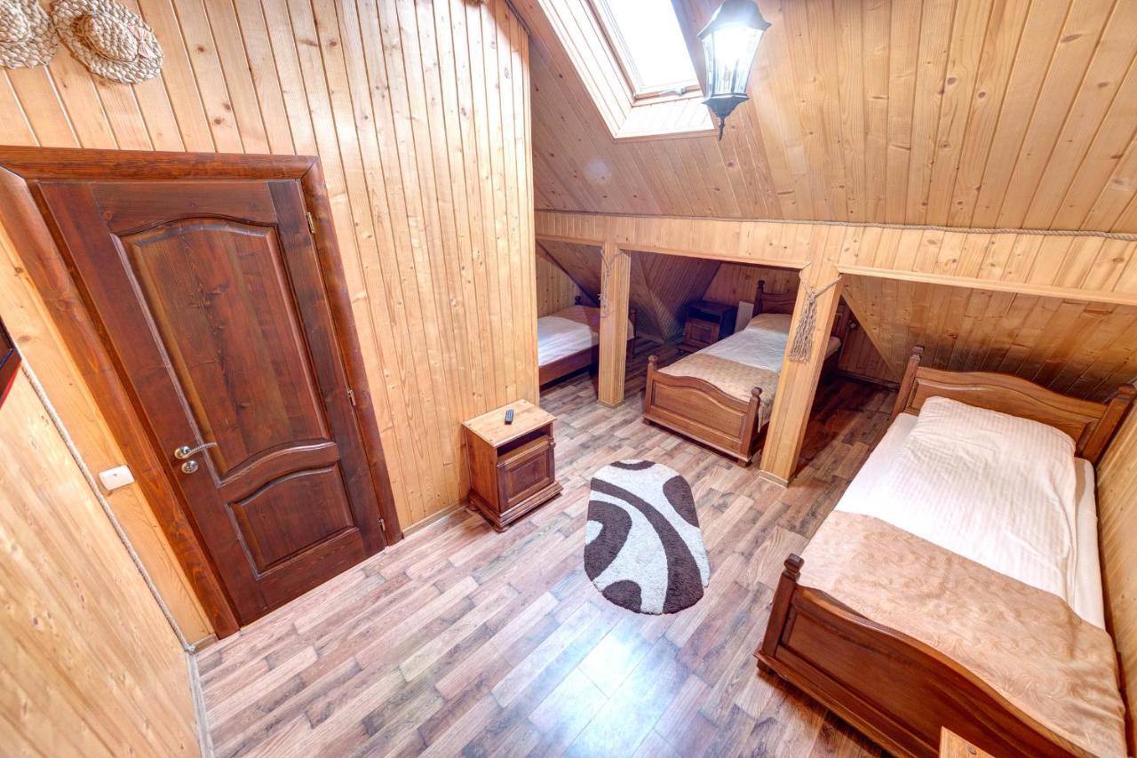 Milli & Jon Hotel บูโคเวล ภายนอก รูปภาพ