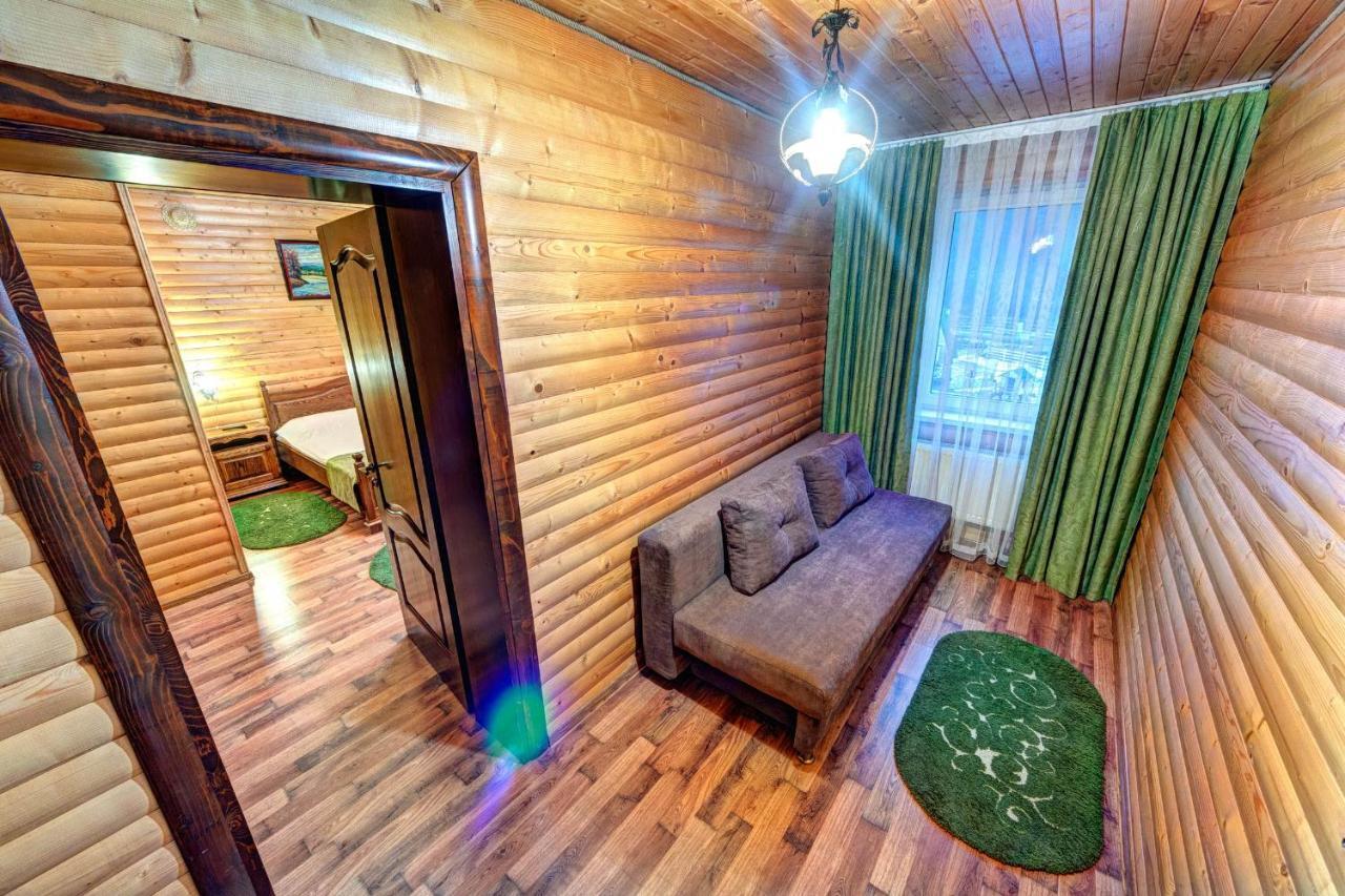 Milli & Jon Hotel บูโคเวล ภายนอก รูปภาพ